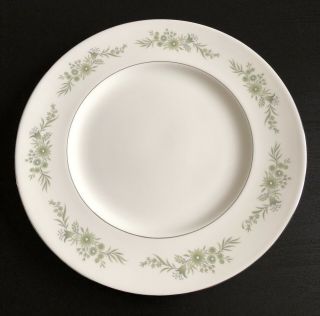 Wedgewood Westbury Pattern Green Floral Rim W/gold Trim 10 3/4 " Dinner Plate