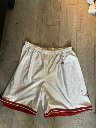 Nba Chicago Bulls Champion Vintage Shorts Xxl White Colorway