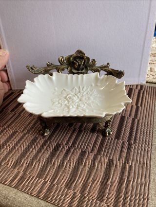 Vintage White Floral Pattern Ceramic Soap Dish With Metal Stand.
