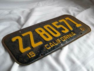 Vintage California 1951 License Plate 2z 805 571 One Yom Black/yellow Patina