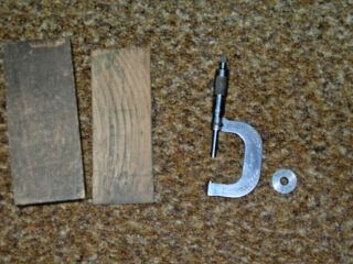 Vintage Brown & Sharpe No.  47,  1 " - 2 " Inch Micrometer,  Wooden Box & 1 " Standard