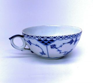 Royal Copenhagen Blue Fluted Full Lace Flat Cup 525 -