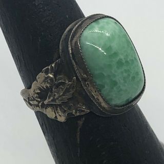 Vintage Sterling Silver Ring With Green White Stone 3.  7 Grams Size 5 1/4 Us