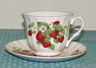 Royal Patrician Hd&s England Bone China Strawberries Footed Cup & Saucer Set Exc