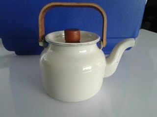 " Rare " Vtg Mid - Century Cream Enamel Teak Wood Handle Teapot/kettle.