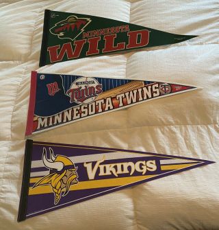 Vintage Minnesota Vikings Twins Wild Pennant Vtg Nfl Mlb Nhl Full Size 30” X 12”