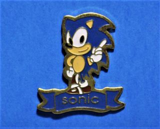 Sonic The Hedgehog - Vintage Sega Video Game Lapel Pin - Hat Pin - Pinback