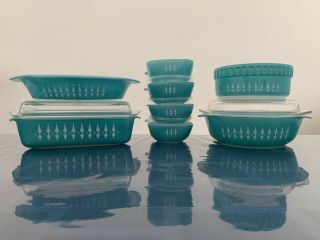 Extremely Rare Agee Pyrex ‘turquoise W/ White Spears’ (1966 - 68) Picket Fence Set