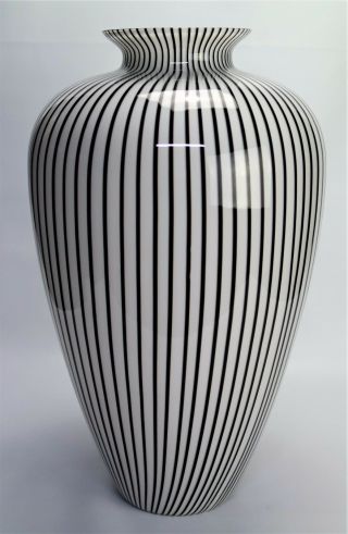 Murano glass vase Designed by Lino Tagliapietra for Effetre International 3