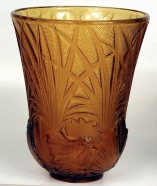 Verlys Art - Deco Amber Rooster Glass Vase France 1930 11”h (28.  Cm) Mouth 9.  25”d