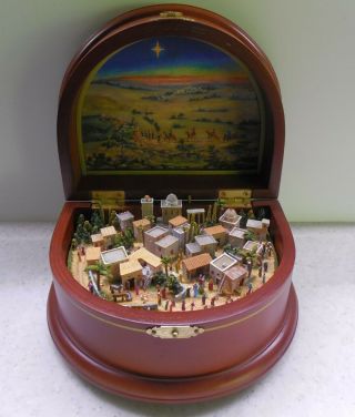 Vintage " Blessed Bethlehem " Holiday Music Box By " Danbury " China