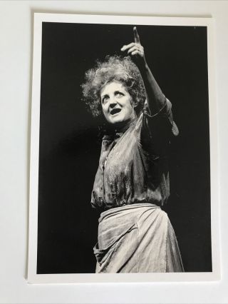 Rnt Postcard Of Julia Mckenzie In Sweeney Todd 1993 By John Haynes
