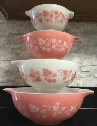 Vintage Pyrex Pink Gooseberry Complete Set Of 4 Cinderella Bowls - Near