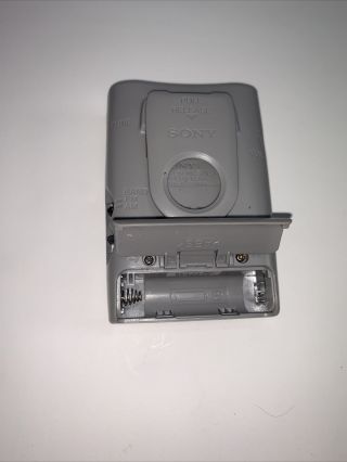 Vintage Sony Walkman SRF - 59 Personal AM/FM Stereo Radio Silver with Belt Clip 3