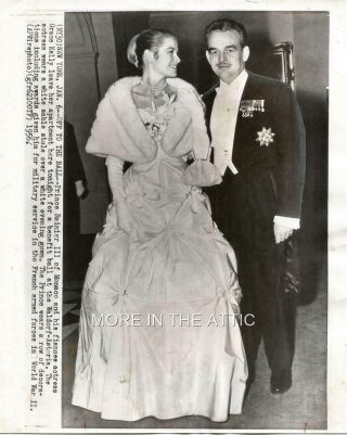 Princess Grace Kelly Vintage Hollywood News Wire Candid Photo