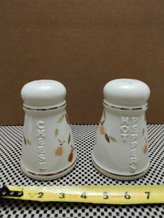 Jewel Tea Autumn Leaf Cheese & Hot Peppers Shakers Hall China Nalcc 2001 - 2002