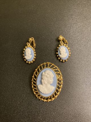 Vintage Blue Cameo Brooch Pin And Clip Earring Set