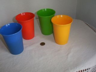 Vintage Tupperware Set Of 4 Sippy Cups Bell Tumblers