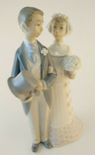 Vintage Lladro Bride & Groom 4808 Porcelain Figurine 7.  5 " Cake Topper