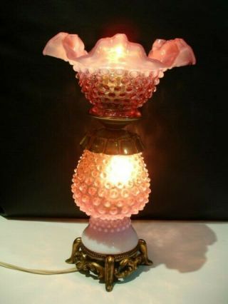 Fenton Cranberry Hobnail Opalescent Lamp W/lighting In The Shade& In Base