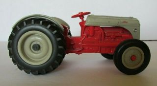 Vintage 1985 Ertl 1:16th Scale Ford 8n Tractor,  Gray & Red,  Part No.  843 2a