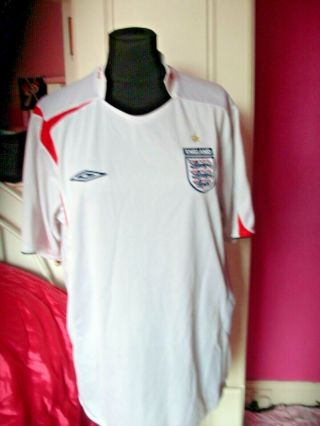Vintage England 2005 - 2007 Home Umbro Football Shirt Large White