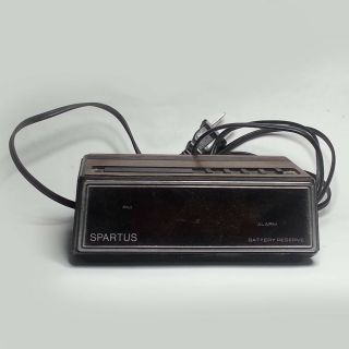 Vintage SPARTUS Digital Alarm Clock w/ Snooze 1108 Wood Grain 3