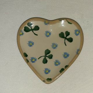 Nicholas Mosse Heart Shaped Trinket Dish 3 1/2 " Clover,  Blue Flowers