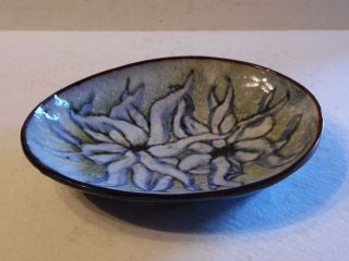 Mid Century Chelsea Art Pottery England 3 Footed Oval Bowl Blue Flower Bowl 8 " L