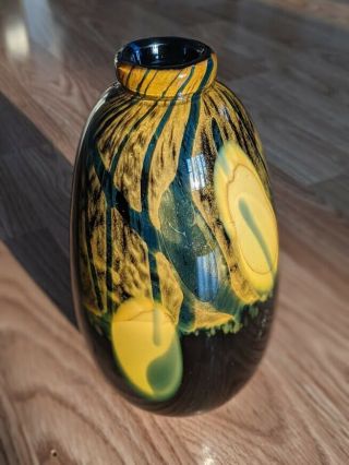 1973 Signed Donald Carlson 7.  25 " X 3.  5 " Yellow,  Green Art Glass Vase / Vessel