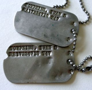 Pair Vintage Ww2 Korean Military Issue Dog Tags Notched R A T47 A P On Chain
