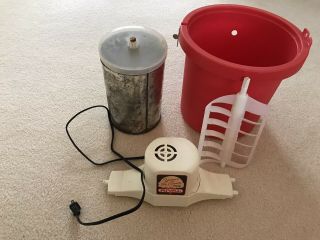 Just In Time For Summer - - Vintage Rival 2 Quart Ice Cream And Yoghurt Maker
