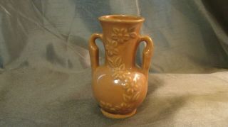 Vintage 4.  75 " Shawnee Pottery Bud Vase 875 Double Handle Floral Garland