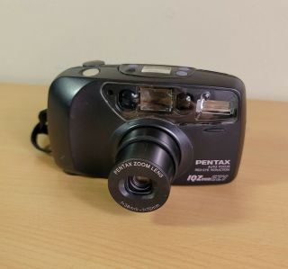 Vintage Pentax Iqzoom Ezy 35mm Point & Shoot Film Flash Camera Black Auto Focus