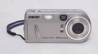 Vintage Sony Dsc - P92 Digital Camera (2003)