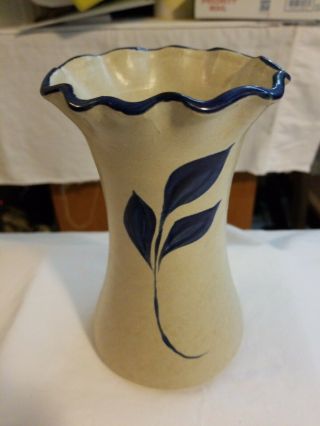 Williamsburg Pottery Scalloped Vase Gray Stoneware With Blue Salt Glaze 6 1/2 " T