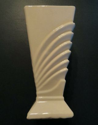 Mccoy Art Deco 9 Inch Vase White 1941 - Made In Usa
