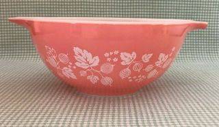 Vintage Pyrex Pink And White Gooseberry Cinderella Mixing Bowl 442 1 1/2 Qt.