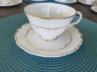 Royal Doulton,  England,  Fine Bone China,  Richelieu Tea Cup/saucer Gold Trim Euc