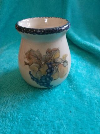 4 In Home & Garden Party Ltd 2002 Candle Burning Crock Fruit Pattern