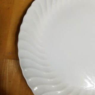 Sheffield Bone White Swirl Earthenware 12 Inch Round Chop Plate 2