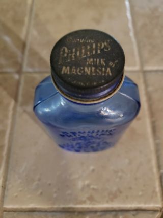 Vintage Cobalt Blue Glass Phillips Milk of Magnesia Medicine Bottle - 5” 2