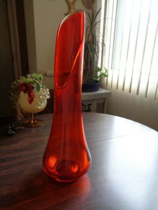 Mid Century Vintage L.  E.  Smith Glass 21 " Persimmon Swung Floor Vase