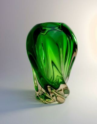 Vintage Chribska Josef Hospodka Bohemia Hand Blown Art Glass Twist Vase Green