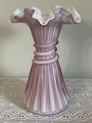 Vintage FENTON ART GLASS - Wheat Vase - Rose Pink Overlay - Ruffled 7 1/2” VGC 2