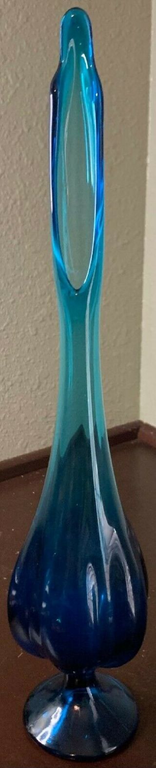 Vtg 17 " Viking Epic Blue Stretch Swung Glass Six - Petal Vase Bluenique Mcm Footed