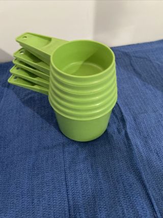 Vintage Tupperware Set Of 6 Apple Green Measuring Cups Made In Usa Complete Set