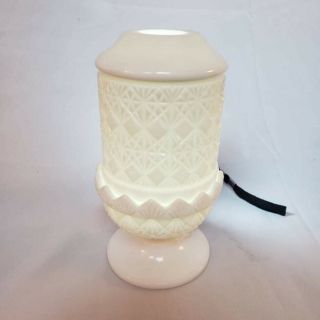 Vintage Fenton Olde Virginia Cut Block White Milk Glass 6 Inch Fairy Lamp 2