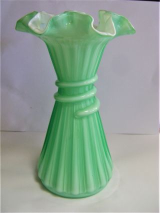 Vintage Fenton Wheat Glass Vase Green Cased White Ruffled Edge Must L@@k