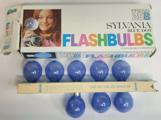 Vintage Sylvania Press - 25b Blue Dot - Pack Of 8 Flash Bulbs - Box